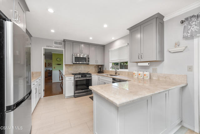 4962 Beech Ct Simi Valley-14