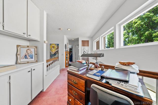 2100 Northshore Drive, Chula Vista CA: https://media.crmls.org/mediaz/ed33be73-548d-4d20-8f37-38d1bad34461.jpg