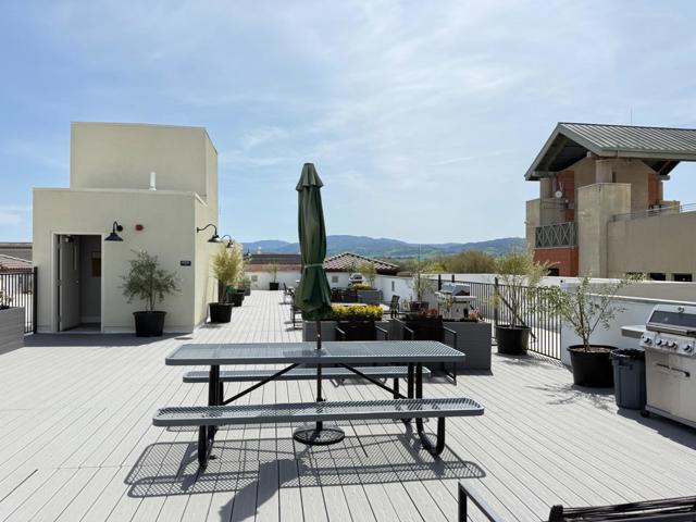 400 San Benito Street, Hollister CA: https://media.crmls.org/mediaz/ed358a73-534c-490a-b3d3-60f871c3d0b0.jpg