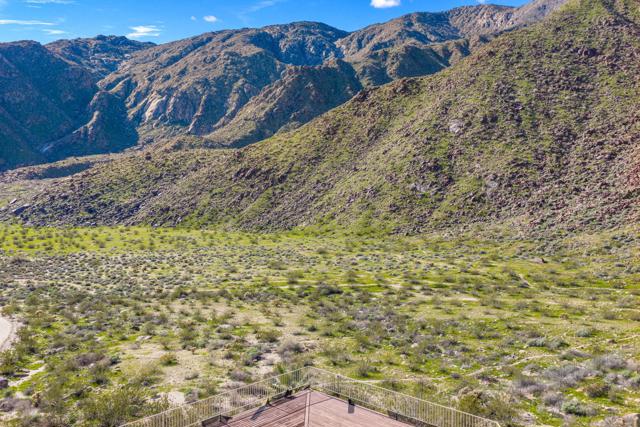 1133 W Dolores Court, Palm Springs CA: https://media.crmls.org/mediaz/ed3656a0-495a-4cd0-9b6d-26b8bfec9442.jpg