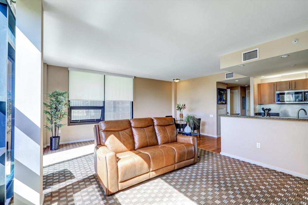 350 11th Ave - photo 16