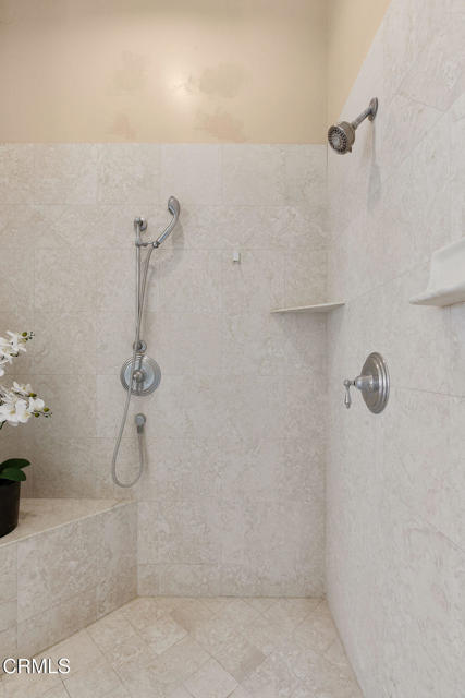 2625 Marvella Court, Camarillo CA: https://media.crmls.org/mediaz/ed3669bd-9c4f-47f0-8449-91c44de77e4f.jpg