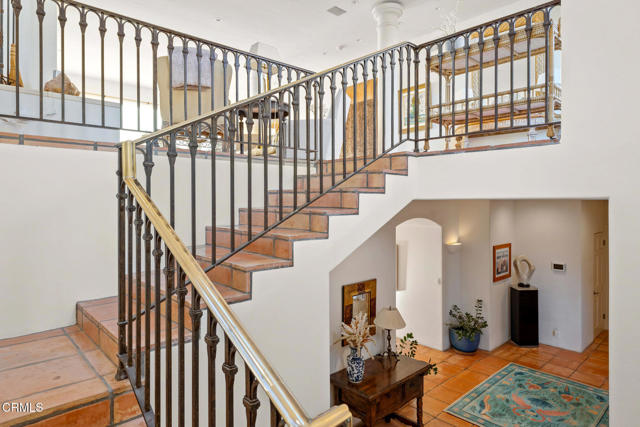 1571 Mandalay Beach Road, Oxnard CA: https://media.crmls.org/mediaz/ed379617-7e86-42e5-adf5-18e87c4dc71e.jpg