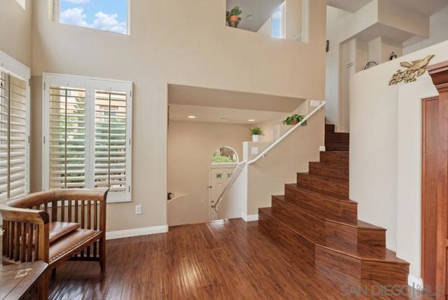 12674 Carmel Country Rd, San Diego CA: https://media.crmls.org/mediaz/ed37b19f-145a-4c0e-bb97-3f836ae50ab0.jpg