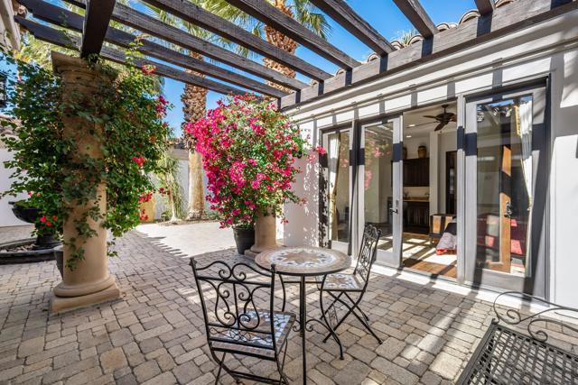 78431 Deacon W Drive, La Quinta CA: https://media.crmls.org/mediaz/ed3a4176-7ee5-4cba-90e6-a52a0af285b6.jpg