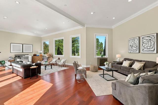 150 New Place Road, Hillsborough CA: https://media.crmls.org/mediaz/ed3b4726-17f8-4c7d-9092-31612e20da5d.jpg