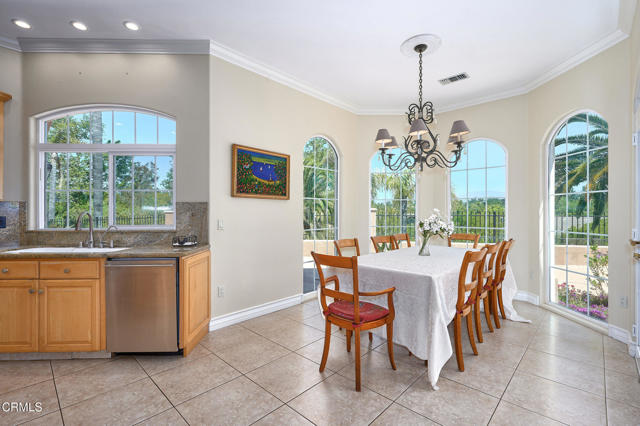 1690 Calle Tierra Vista, Camarillo CA: https://media.crmls.org/mediaz/ed3be017-4fb6-483e-8d7a-8479da7c1c90.jpg