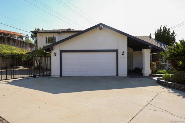 9977 Cristobal Dr, Spring Valley CA: https://media.crmls.org/mediaz/ed3c187c-8b94-446c-9c95-d626b1059981.jpg