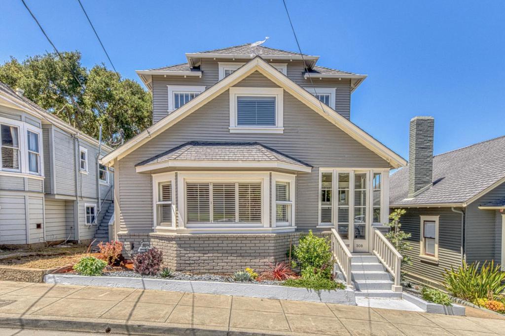 308 14th Street
