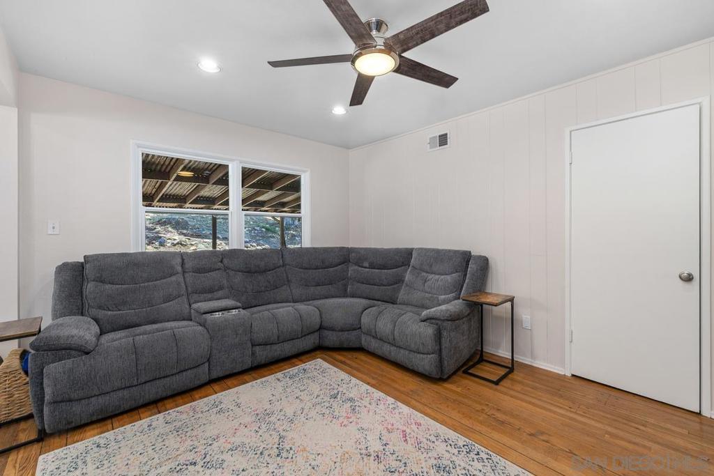 2467 56th Street - photo 15