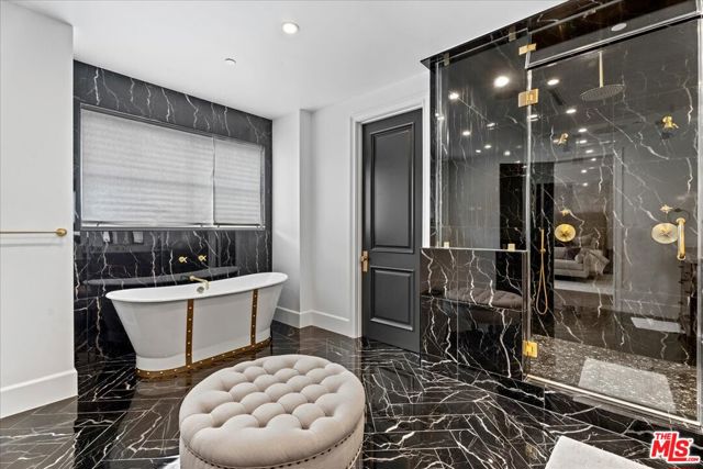 4105 Bellingham Avenue, Studio City CA: https://media.crmls.org/mediaz/ed3e5359-8a88-4d35-8bd9-61db7e95df1c.jpg