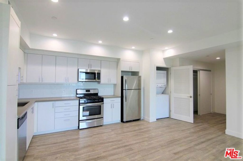 744 Hartford Avenue #206