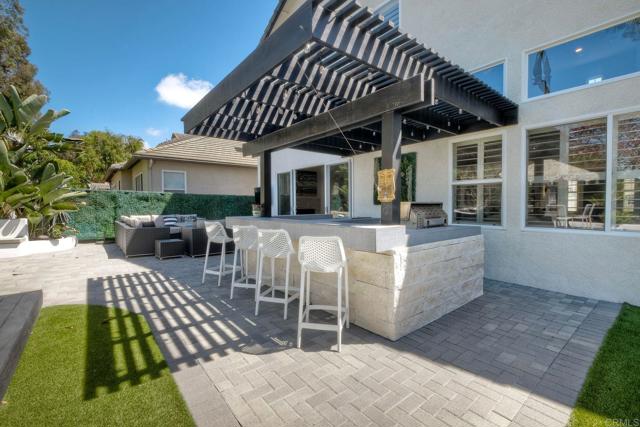 Detail Gallery Image 32 of 37 For 3844 Stoneridge Rd, Carlsbad,  CA 92010 - 4 Beds | 3 Baths