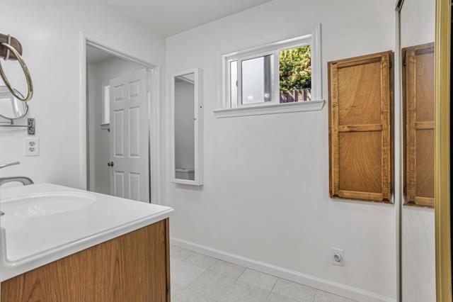 3685 Howe Court, Fremont CA: https://media.crmls.org/mediaz/ed402199-a5dd-4eac-8a23-73271038bc58.jpg