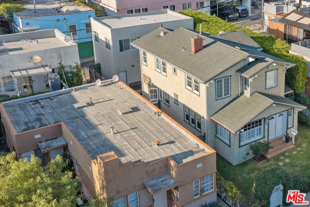 41 Vicente Terrace, Santa Monica CA: https://media.crmls.org/mediaz/ed4044d7-9e30-41d4-b0b6-74f760b554f5.jpg
