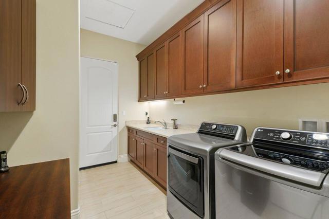 49537 Rock Rose Drive, Indio CA: https://media.crmls.org/mediaz/ed40580c-8f79-443a-878c-2c271ce17c68.jpg