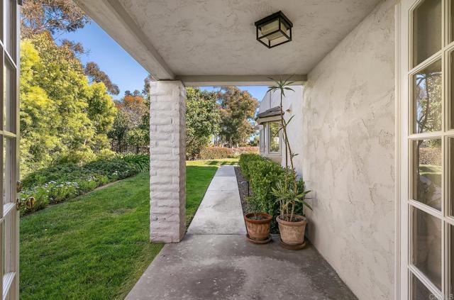 Detail Gallery Image 25 of 31 For 1515 Santa Sabina Ct, Solana Beach,  CA 92075 - 4 Beds | 3 Baths