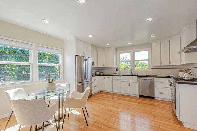 991 E Taylor Street, San Jose CA: https://media.crmls.org/mediaz/ed438fba-2c97-4b39-b736-e40cf2ccabda.jpg