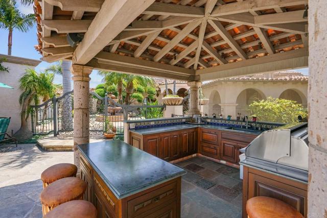 4652 Resmar Road, La Mesa CA: https://media.crmls.org/mediaz/ed43c8b0-7cef-4abf-9031-ca42bb143b84.jpg