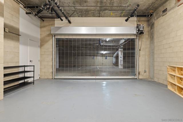 2500 6th Ave, San Diego CA: https://media.crmls.org/mediaz/ed44307c-7613-4843-8f07-df3b599d000f.jpg