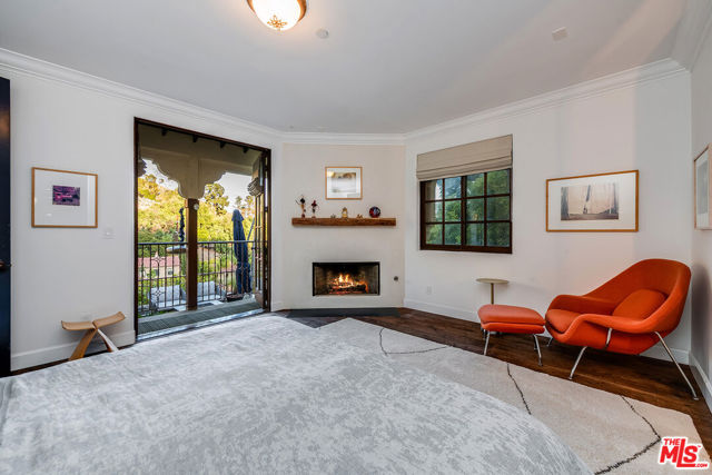 1925 Curson Place, Los Angeles CA: https://media.crmls.org/mediaz/ed44ff33-faa0-4b7b-ac56-87bffff34af5.jpg