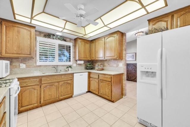 Detail Gallery Image 24 of 52 For 25270 Trade Winds Dr, Menifee,  CA 92585 - 4 Beds | 2 Baths
