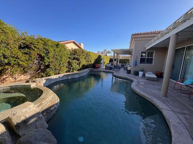49560 Loren Court, La Quinta CA: https://media.crmls.org/mediaz/ed466f3f-9865-41c5-ac80-d891bced5f07.jpg