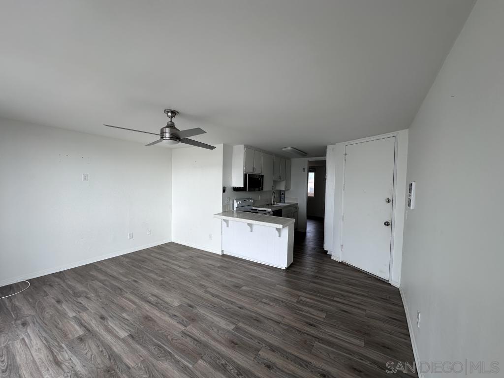 725 Redondo Ct - photo 2