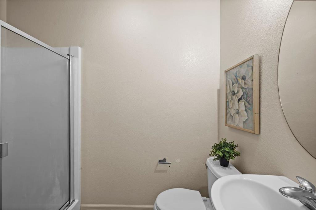 https://media.crmls.org/mediaz/ed47e266-8dad-49d3-83e9-dca62b885062.jpg?preset=X-Large