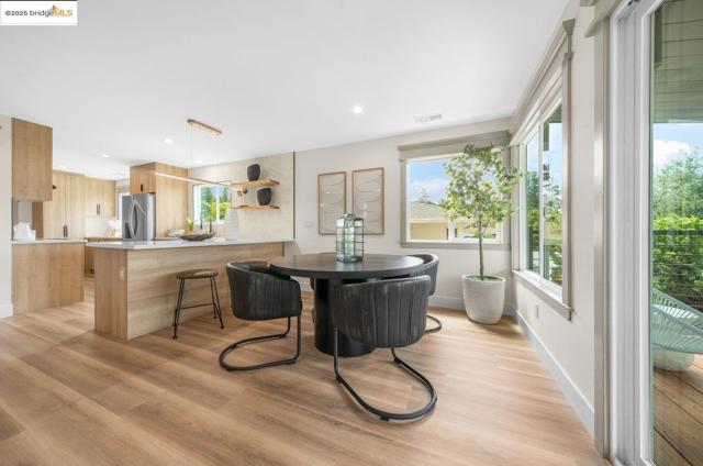 713 Midcrest Way, El Cerrito CA: https://media.crmls.org/mediaz/ed480861-97e0-4a64-b6ba-735302a4e329.jpg
