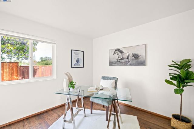 2935 Pine Valley Rd, San Ramon CA: https://media.crmls.org/mediaz/ed482805-3a90-4e5c-9153-afd64e6618f7.jpg