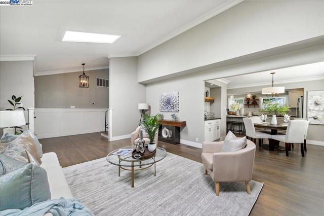 103 Baldwin Dr, Danville CA: https://media.crmls.org/mediaz/ed4866e8-5dd9-44f5-abcf-7e646c7af863.jpg