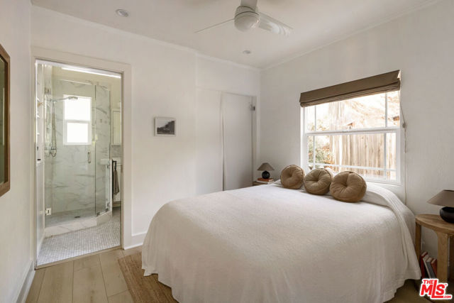2236 Earl Court, Los Angeles CA: https://media.crmls.org/mediaz/ed4871e1-3f2a-41a7-aec9-e6e728725ba0.jpg