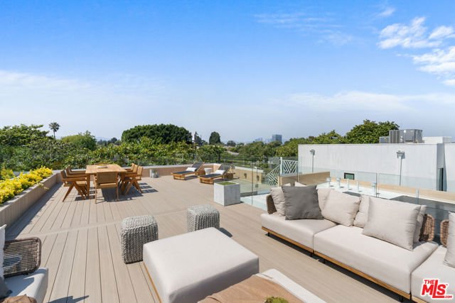 11622 Charnock Road, Los Angeles CA: https://media.crmls.org/mediaz/ed48b10c-e0dd-4f9c-b2d6-0a13be74c811.jpg