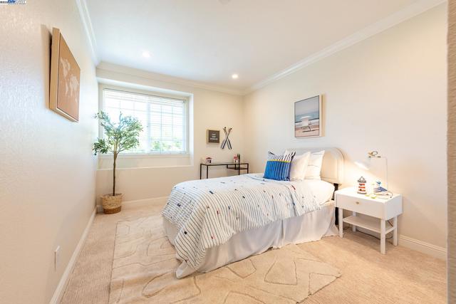 32760 Orick St, Union City CA: https://media.crmls.org/mediaz/ed49e2a4-3a08-4f81-80f9-0e823d601873.jpg