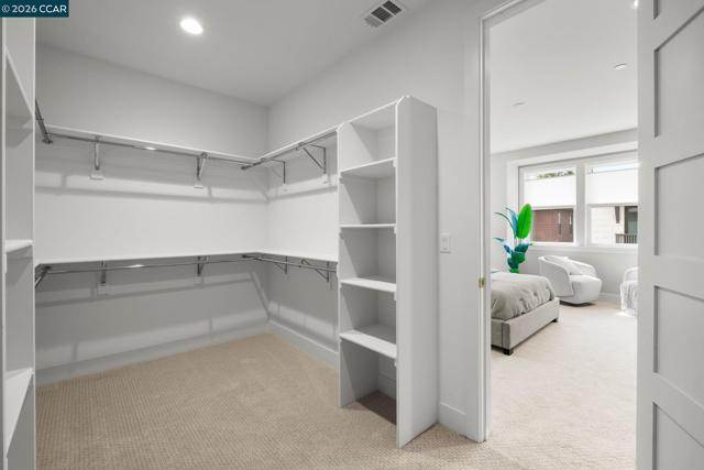 Image 20 of 38 For 257 Haleena Place