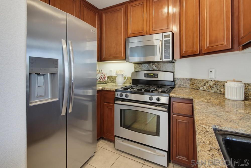 550 Almond - photo 7