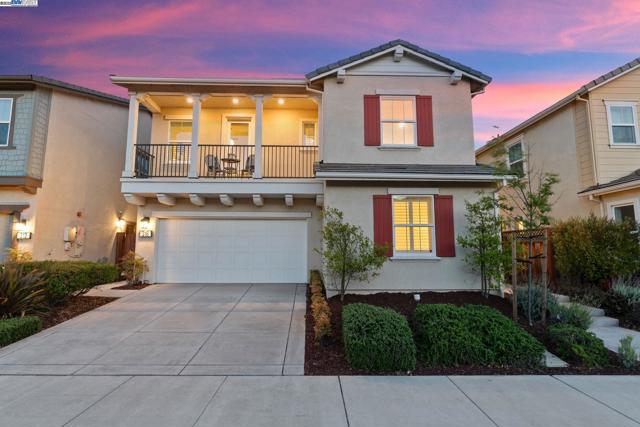 318 Paradiso Ct, San Ramon CA: https://media.crmls.org/mediaz/ed4d439d-63fc-4502-a2e1-1d836a932656.jpg