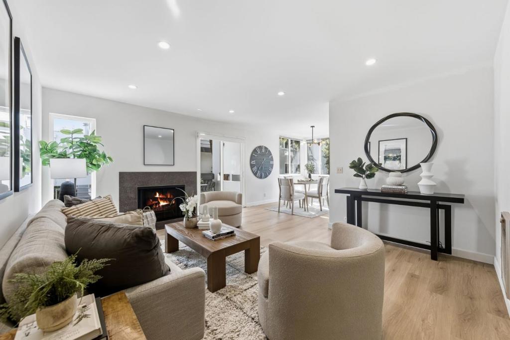 1041 Shell Boulevard #8