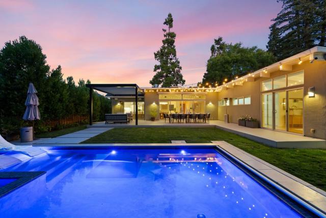 646 Georgia Avenue, Palo Alto CA: https://media.crmls.org/mediaz/ed4f294d-9d04-4233-a297-f4563caf9ca1.jpg