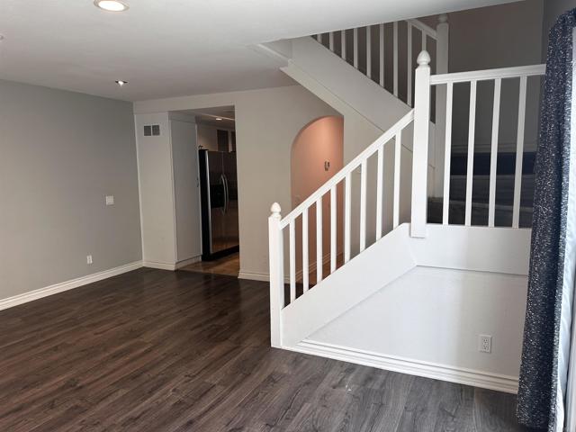 Image 4 of 33 For 767 Eastshore  221