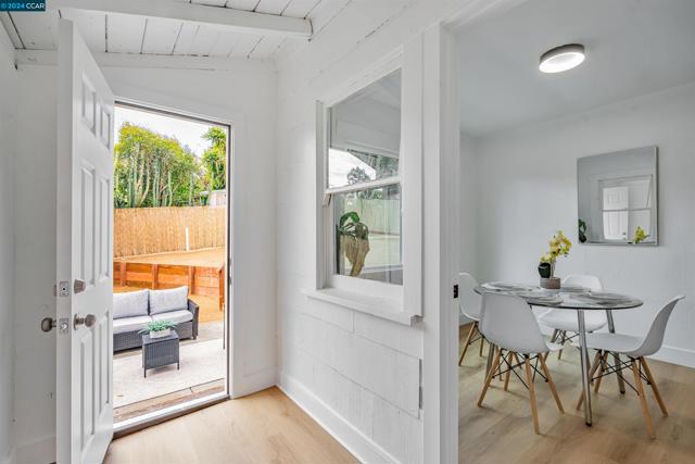 Image 29 of 35 For 1607 Santa Clara St