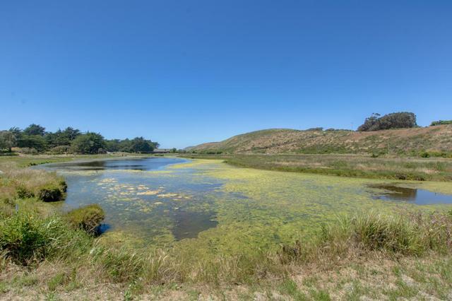 101 Shell Drive, Watsonville CA: https://media.crmls.org/mediaz/ed4fd900-0912-470d-b2d3-81f31a55987f.jpg