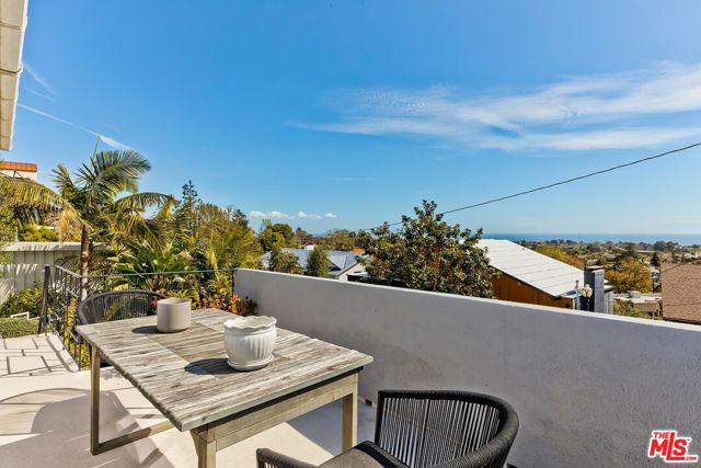 Drew Fenton | 14943 Mckendree Avenue Pacific Palisades CA | MLS: 6783231