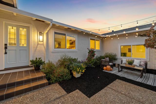 13755 Dolphin Drive, Saratoga CA: https://media.crmls.org/mediaz/ed507a69-77fc-4da8-8501-0bfec639beb7.jpg