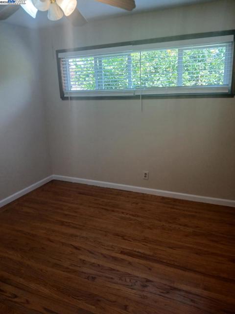 1781 Via Rancho, San Lorenzo CA: https://media.crmls.org/mediaz/ed5120dd-843f-477e-a72b-9f4e19f74bdb.jpg