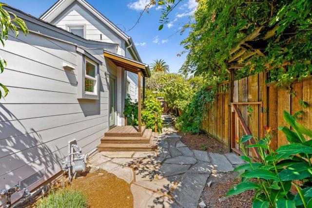 2801 S Main Street, Soquel CA: https://media.crmls.org/mediaz/ed52b177-6083-4918-8090-bb91cae43459.jpg