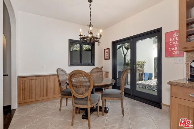 2420 Chislehurst Drive, Los Angeles CA: https://media.crmls.org/mediaz/ed53ac33-85a4-42ad-ab6e-b874f01d568e.jpg