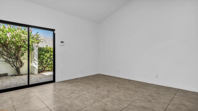 1000 Saint Thomas Circle, Palm Springs, CA 92264