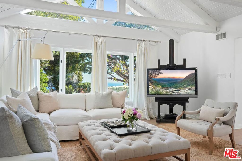 MLS #25622797 image #15